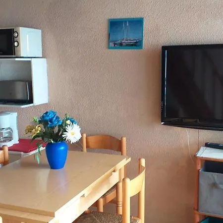Pied A Terre En Bord De